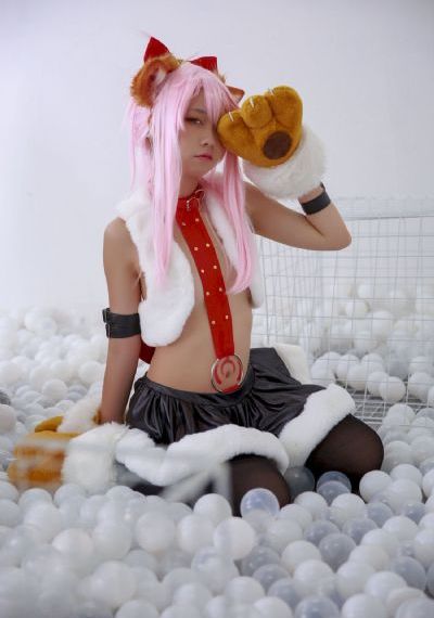 十四岁女孩用爸爸搂睡觉好吗_剧情片电影免费在线